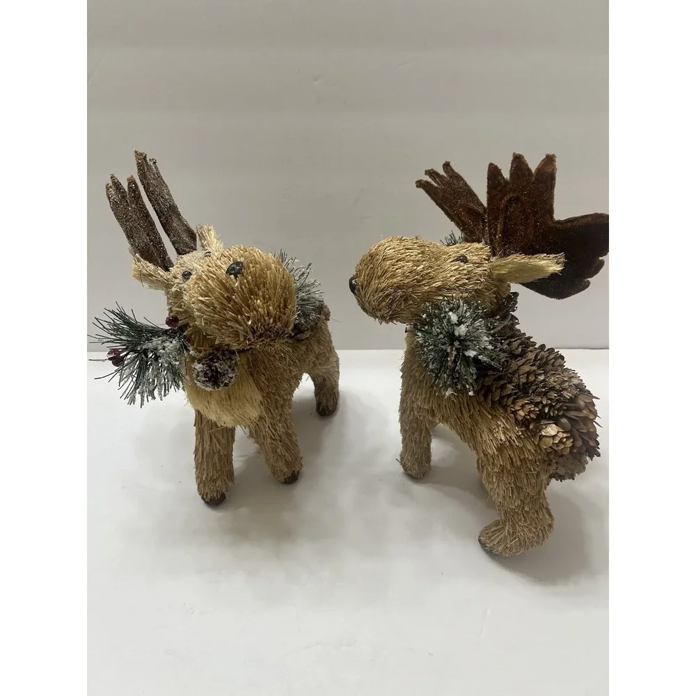 Vintage Pier 1 Christmas Woodland Moose Set Of 2 Straw Pine Cones Browns Glitter